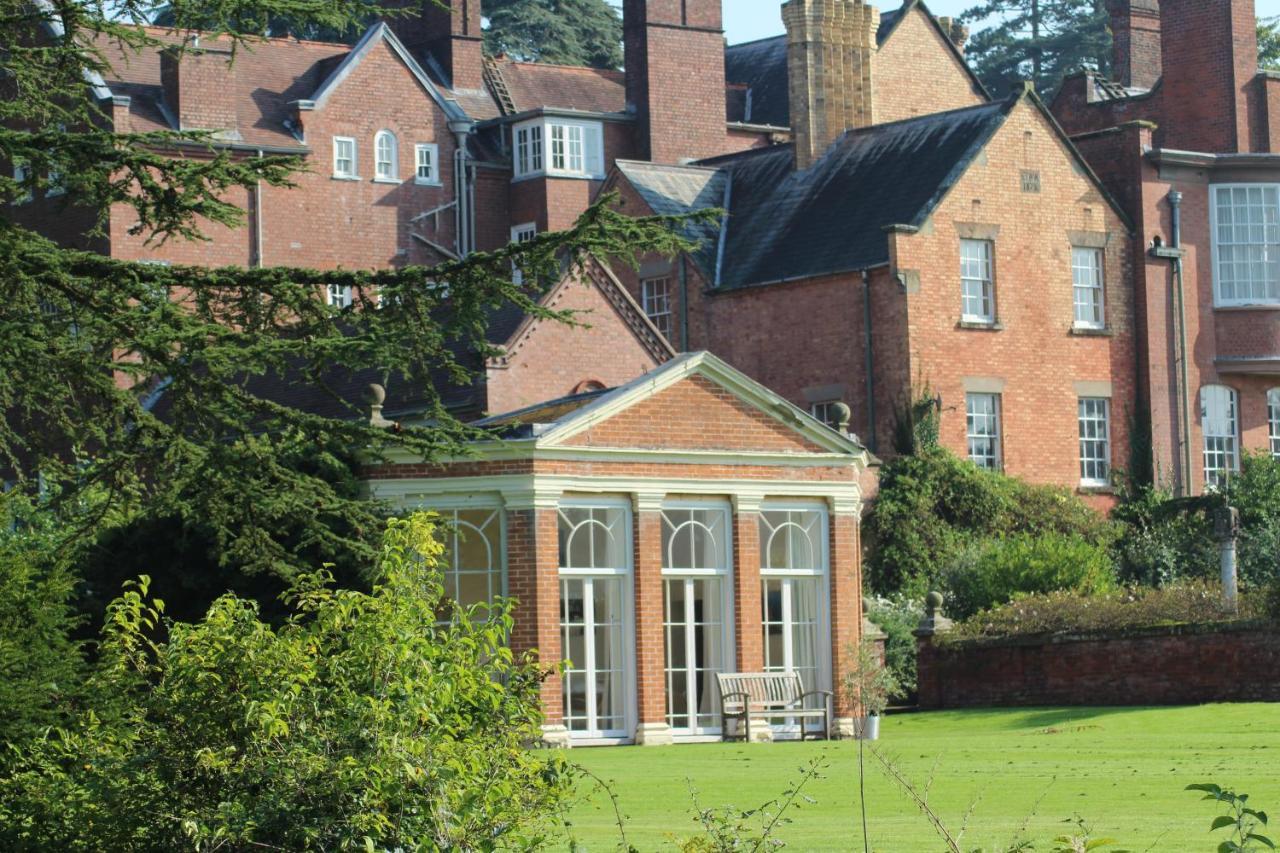Henley Hall, 러들로 외부 사진
